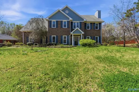 106 Golden Oak Dr, Huntsville, AL 35806