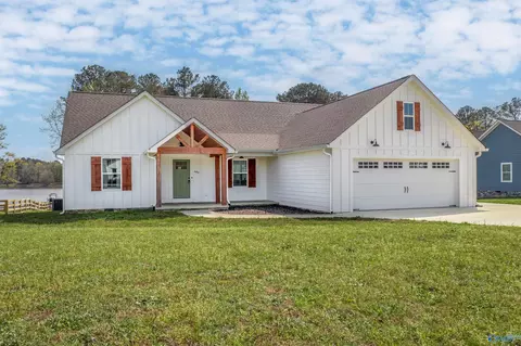 Exterior - 686 County Road 580, Centre, AL 35960 photo 1 of 9