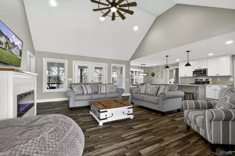 Living - 686 County Road 580, Centre, AL 35960 photo 1 of 3