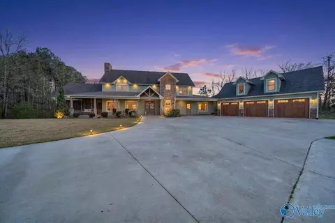 988 Fire Tower Rd, Boaz, AL 35956