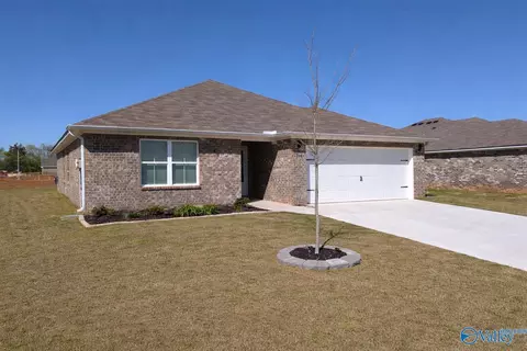 114 Domingues Ave, Meridianville, AL 35759