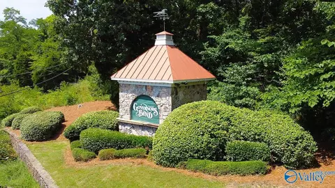 2216 Governors Bend Rd, Huntsville, AL 35801