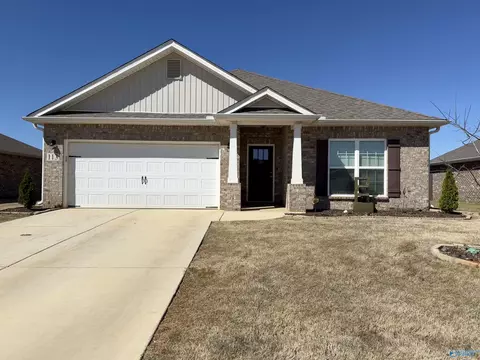 113 Hazel Pine Trl, Hazel Green, AL 35750