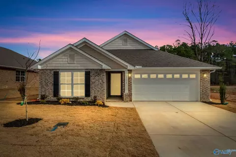 15451 Springbrook Trce, Athens, AL 35611