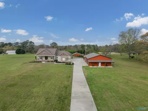 3121 Cathedral Caverns Hwy, Grant, AL 35747