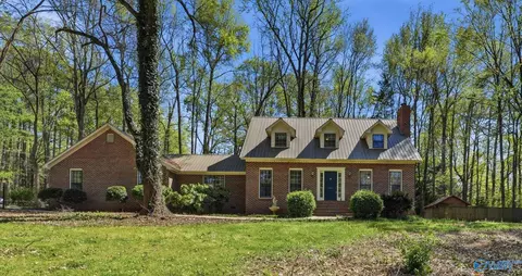 119 Bob White Dr, Decatur, AL 35603