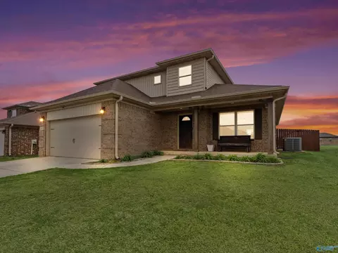 111 Heritage Way Dr, Toney, AL 35773