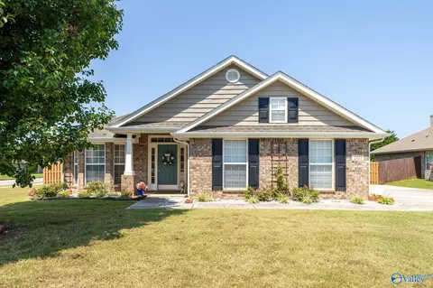 201 Summer Cove Cir, Madison, AL 35757
