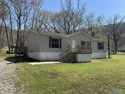 107 Shooting Star Trl, Gurley, AL 35748