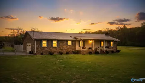 43 Boning Rd, Fayetteville, TN 37334