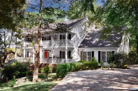1403 Bramblewood Dr, Huntsville, AL 35801