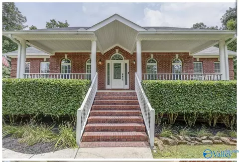 11132 John Pugh Rd, Tanner, AL 35671