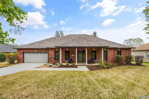 2316 Little Cove Rd, Owens Cross Roads, AL 35763