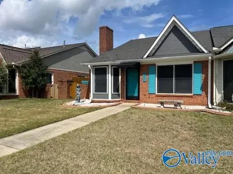 336 Autumn Ln, Decatur, AL 35601
