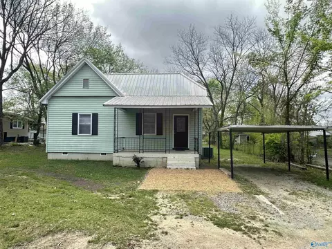 8 Dwight Ave, Gadsden, AL 35904
