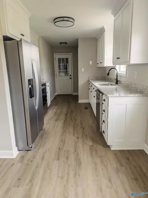 Kitchen - 25 County Road 392, Trinity, AL 35673 photo 1 of 2
