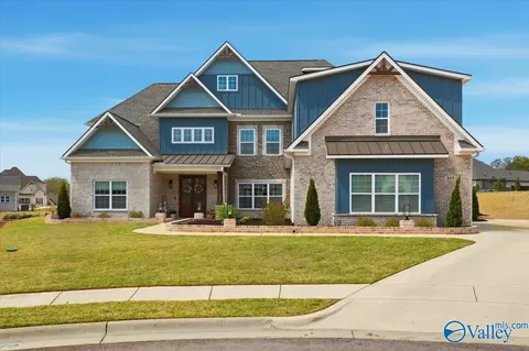 369 Kendallwood Dr, Meridianville, AL 35759