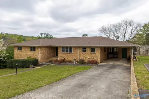 1400 Darnell St, Huntsville, AL 35801