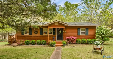 510 Childress Dr #N/A, Scottsboro, AL 35769