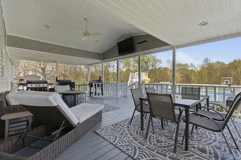 Exterior - 1220 County Road 68, Section, AL 35771 photo 3 of 10