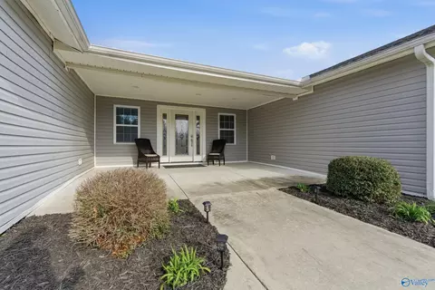 Exterior - 1220 County Road 68, Section, AL 35771 photo 2 of 10