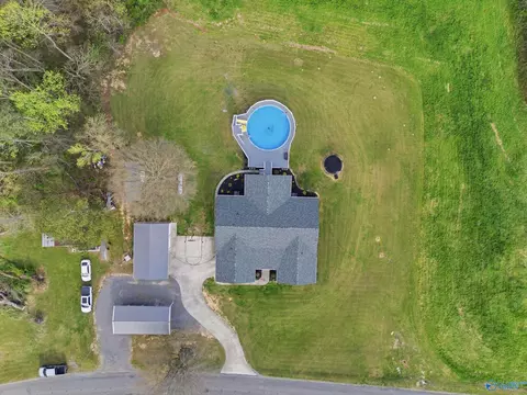 View/Area - 1220 County Road 68, Section, AL 35771 photo 1 of 6