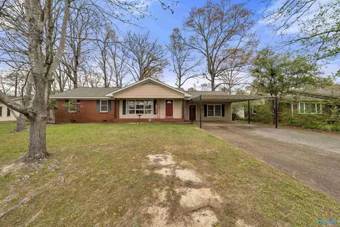 403 SW Audubon St, Hartselle, AL 35640