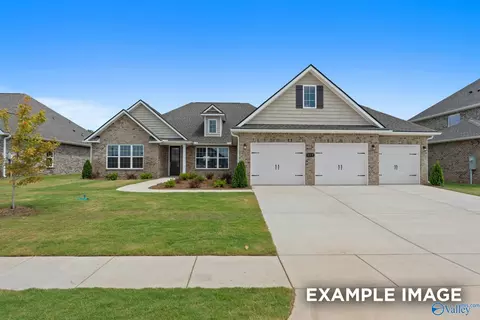 218 Applewood Ct, Huntsville, AL 35811