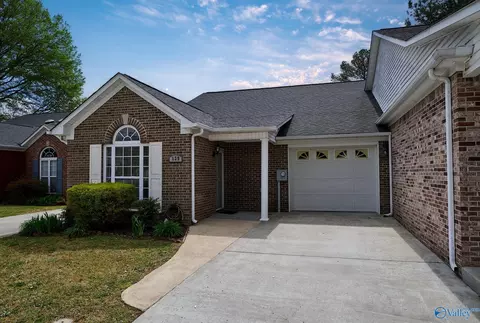 139 Canterbury Cir, Athens, AL 35611