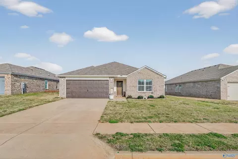 231 Faded Rose Ln, Toney, AL 35773