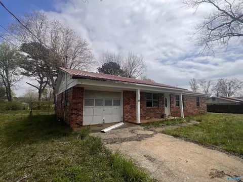 116 Belle Dr, Scottsboro, AL 35769