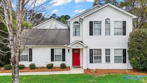 5018 Doris Ln, Guntersville, AL 35976