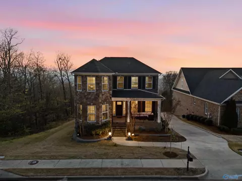2821 Talon Cir, Huntsville, AL 35811
