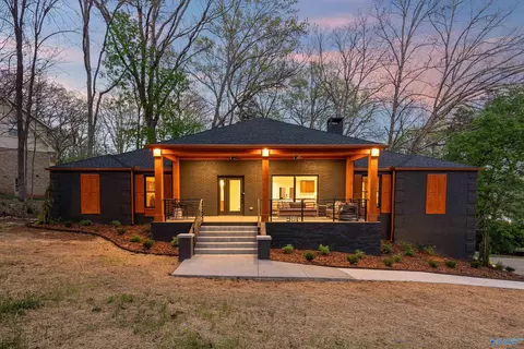 901 Tannahill Dr, Huntsville, AL 35802