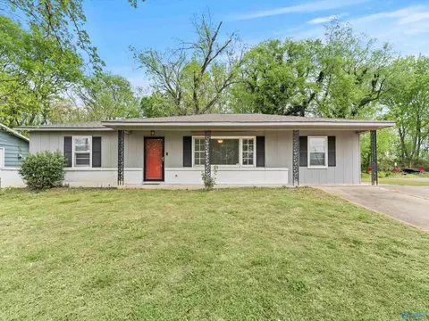2919 Alhambra Dr, Huntsville, AL 35805