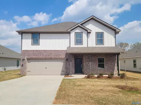 315 Pond Spring Dr, Huntsville, AL 35811