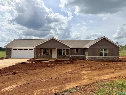125 County Road 825, Gaylesville, AL 35973