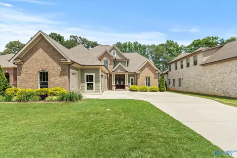 14318 Muirfield Dr, Athens, AL 35613