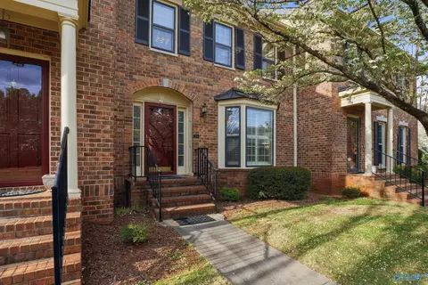 204 SW Inverness Dr #204, Huntsville, AL 35802