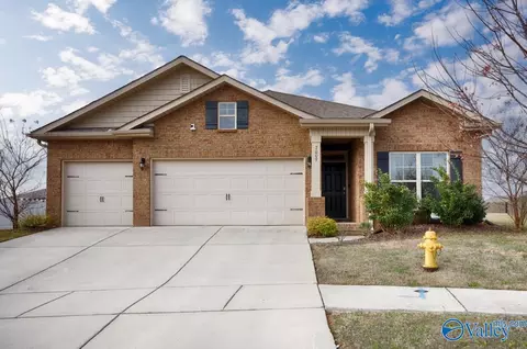 7009 Newland Ct, Huntsville, AL 35806