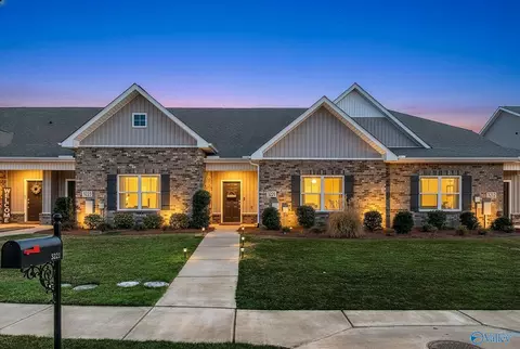 3221 Mcclellan Way, Decatur, AL 35603