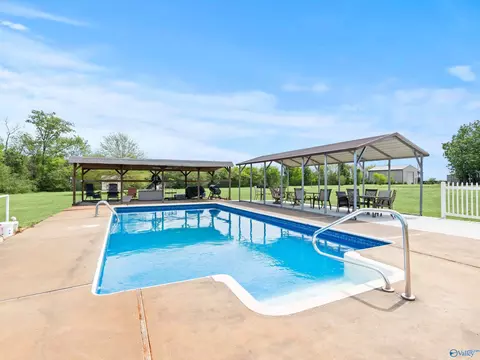 Exterior - 20405 Winfred Dr, Tanner, AL 35671 photo 9 of 11
