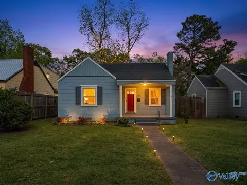 908 8th Ave, Decatur, AL 35601