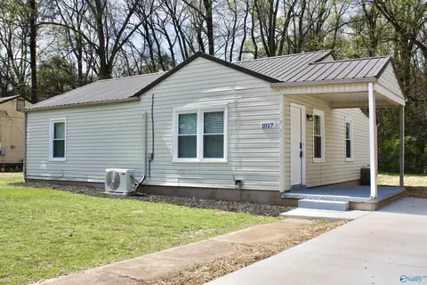 1017 Crestline Rd, Huntsville, AL 35816