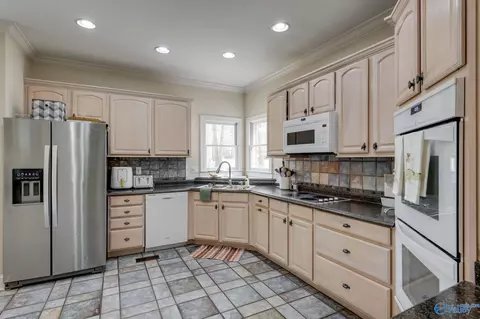 Kitchen - 136 Forest Home Dr, Trinity, AL 35673 photo 3 of 3