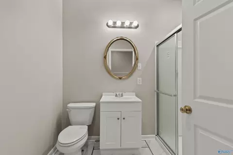 Bath - 206 Suffield St, Athens, AL 35611 photo 1 of 3
