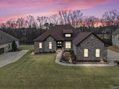 119 Hollow Ridge Cir, Huntsville, AL 35811