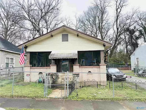 904 Spruce St, Gadsden, AL 35901