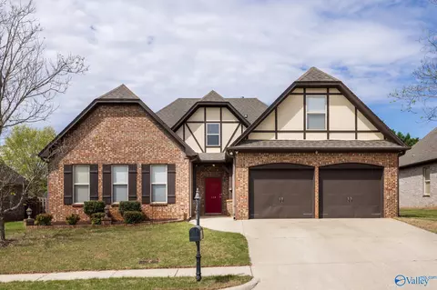 114 Misty River Ln, Huntsville, AL 35824