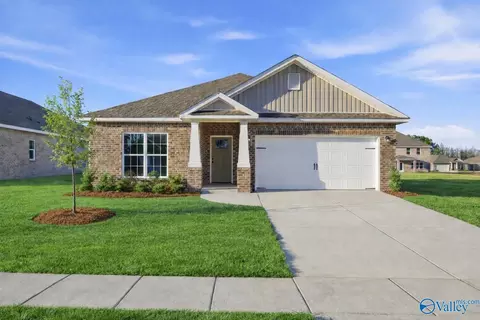103 River Pointe Dr, New Market, AL 35761